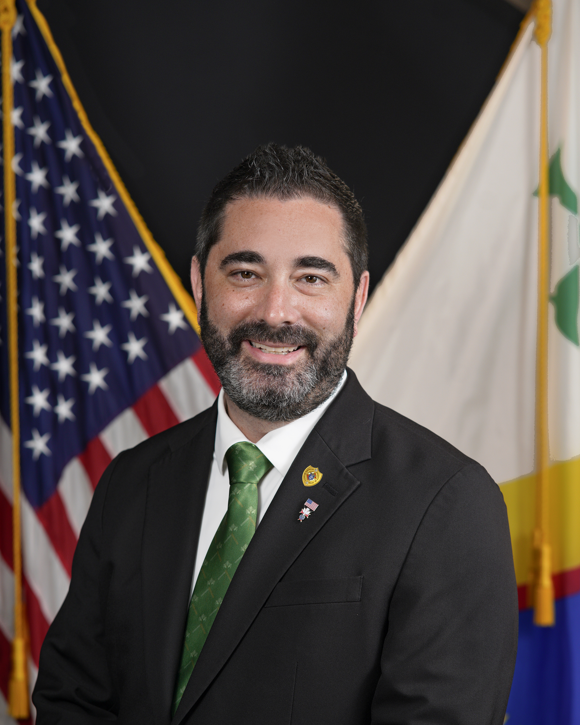 Derek Brown IAR Headshot.jpg